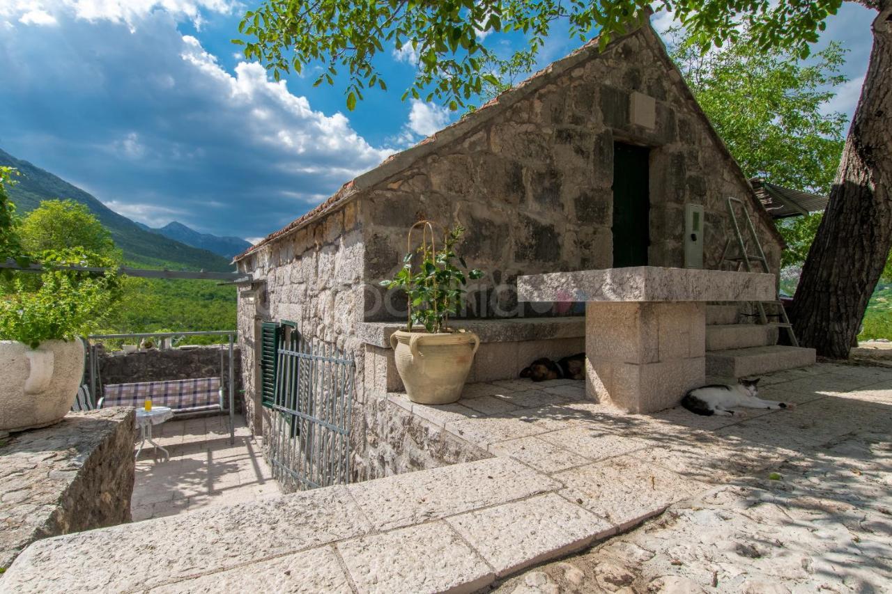 Holiday Home Godinj Donje Rascane Екстериор снимка