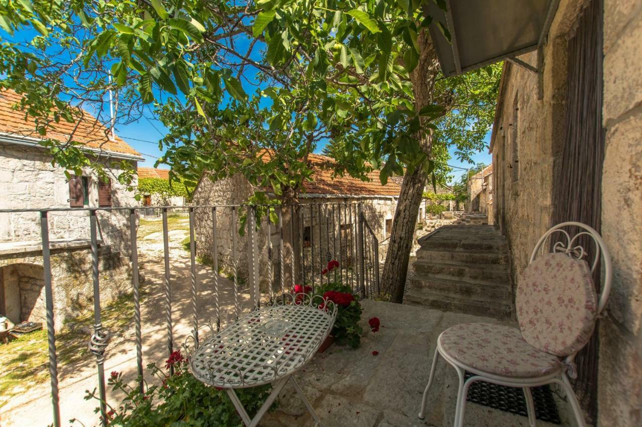 Holiday Home Godinj Donje Rascane Екстериор снимка