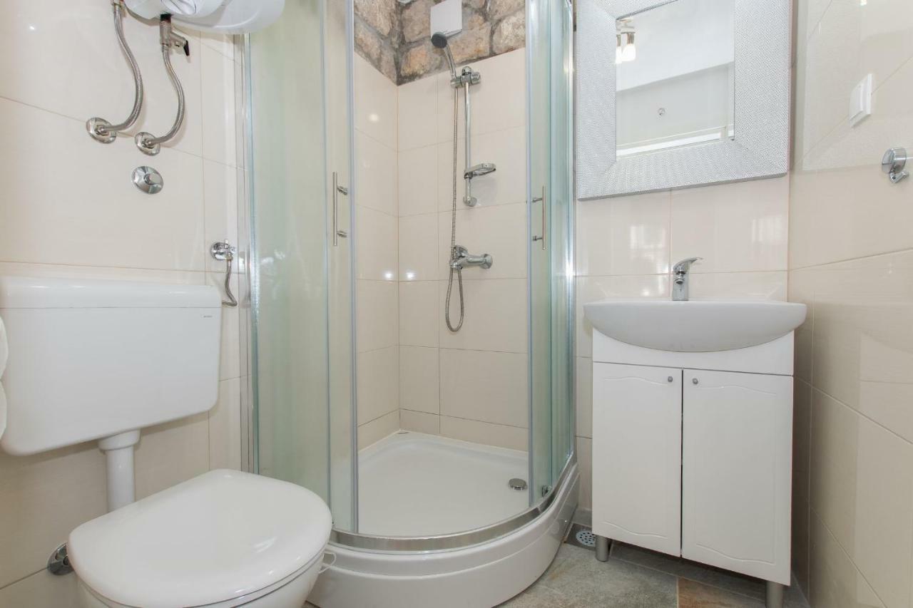 Holiday Home Godinj Donje Rascane Екстериор снимка