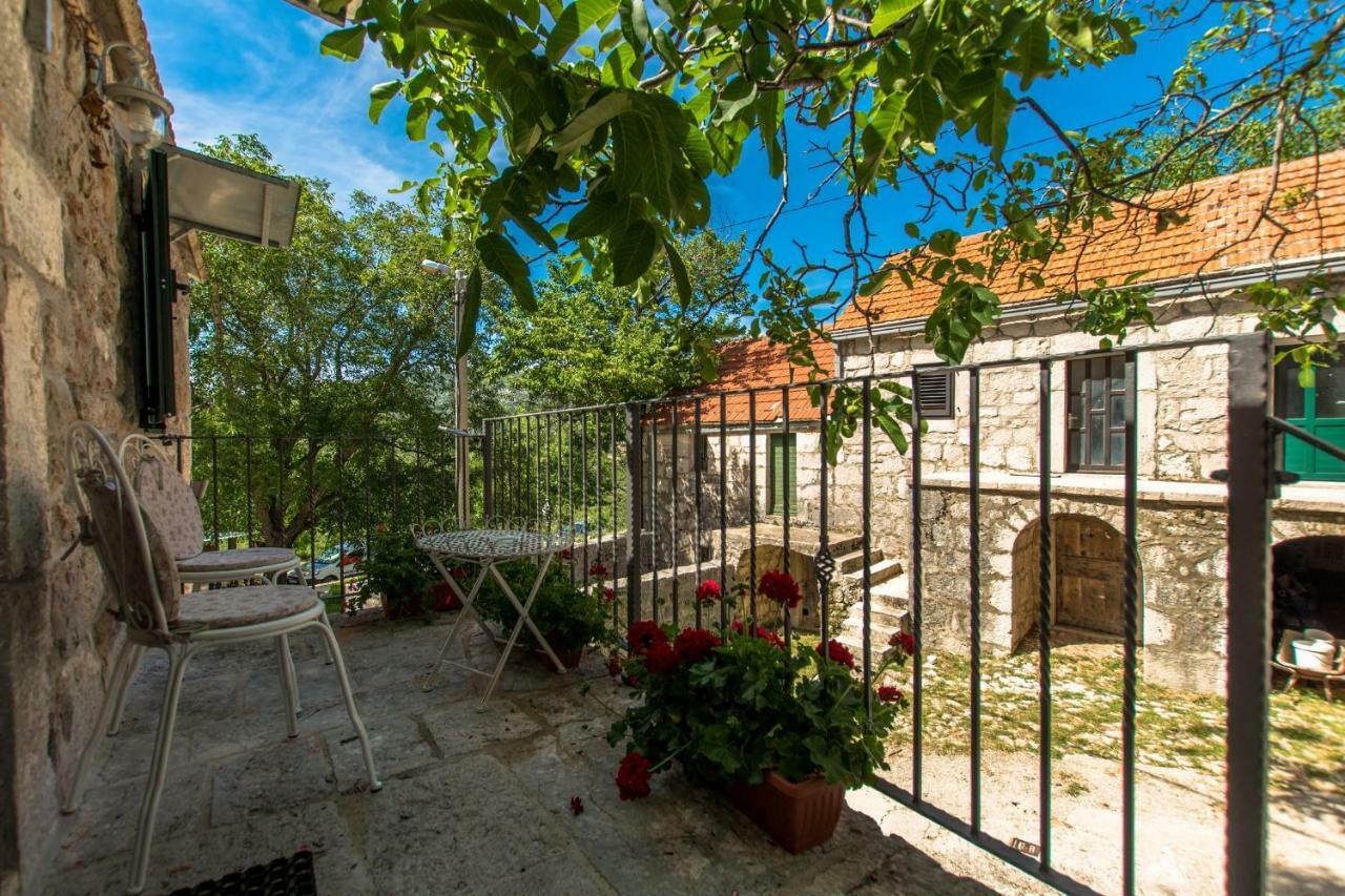 Holiday Home Godinj Donje Rascane Екстериор снимка