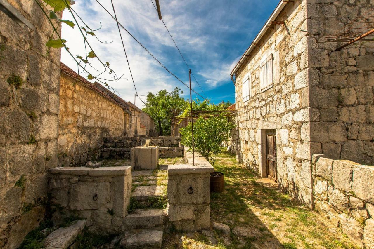 Holiday Home Godinj Donje Rascane Екстериор снимка